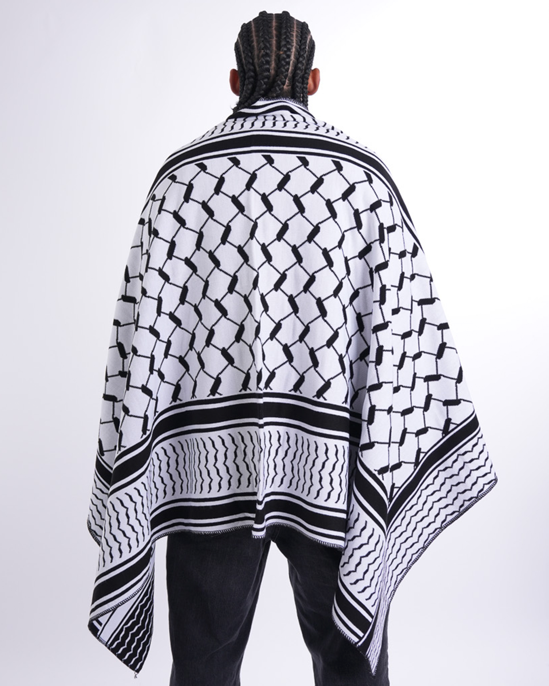 Keffiyeh Black Knitted Blanket